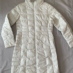 North Face Women's 550 White down Quilted Coat Size M